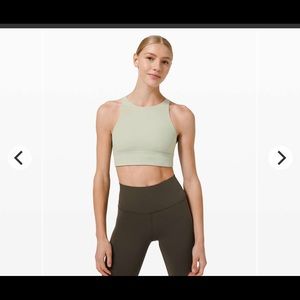 Lululemon high neck energy bra Ribbed in Green Fern